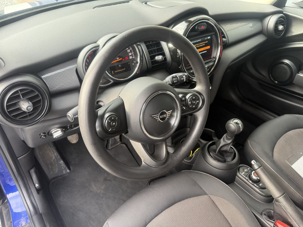 40084725-21.jpg