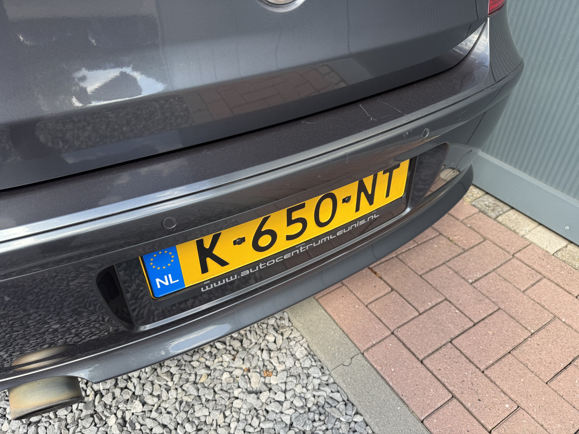 47433553-9.jpg