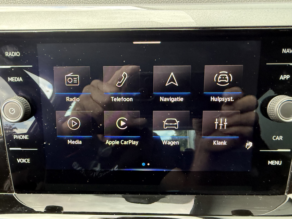 55444187-38.jpg